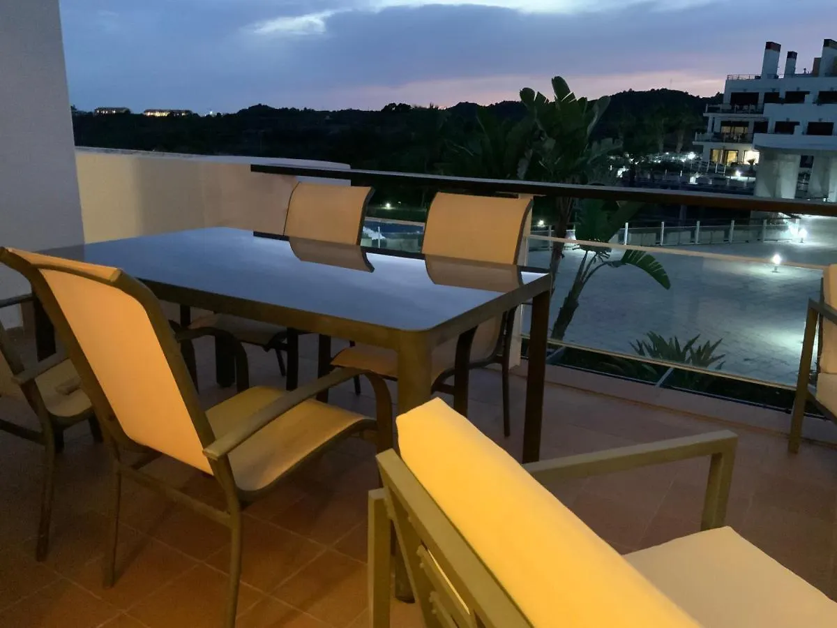 Apartamento en Magnifico Resort - Parque Botanico Estepona 0*,